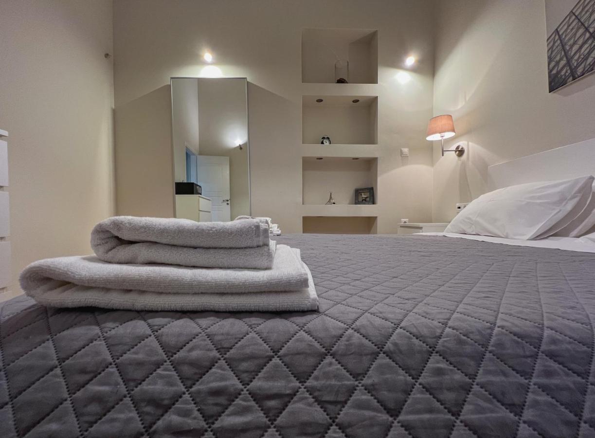 Central Apartment in Psiri  Атина Екстериор снимка