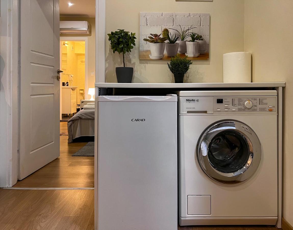 Central Apartment in Psiri  Атина Екстериор снимка