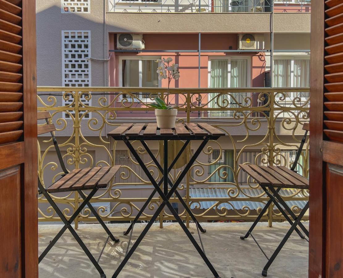 Central Apartment in Psiri  Атина Екстериор снимка