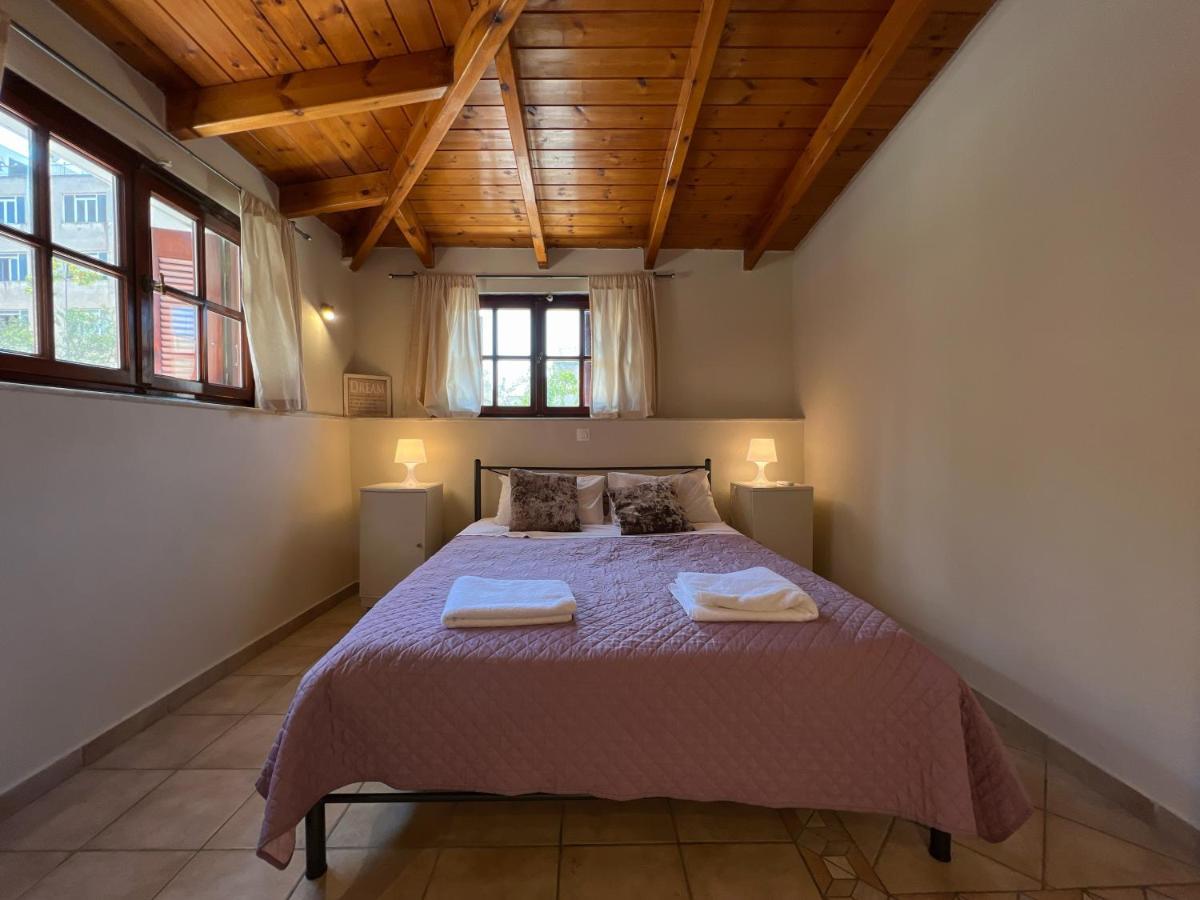 Central Apartment in Psiri  Атина Екстериор снимка