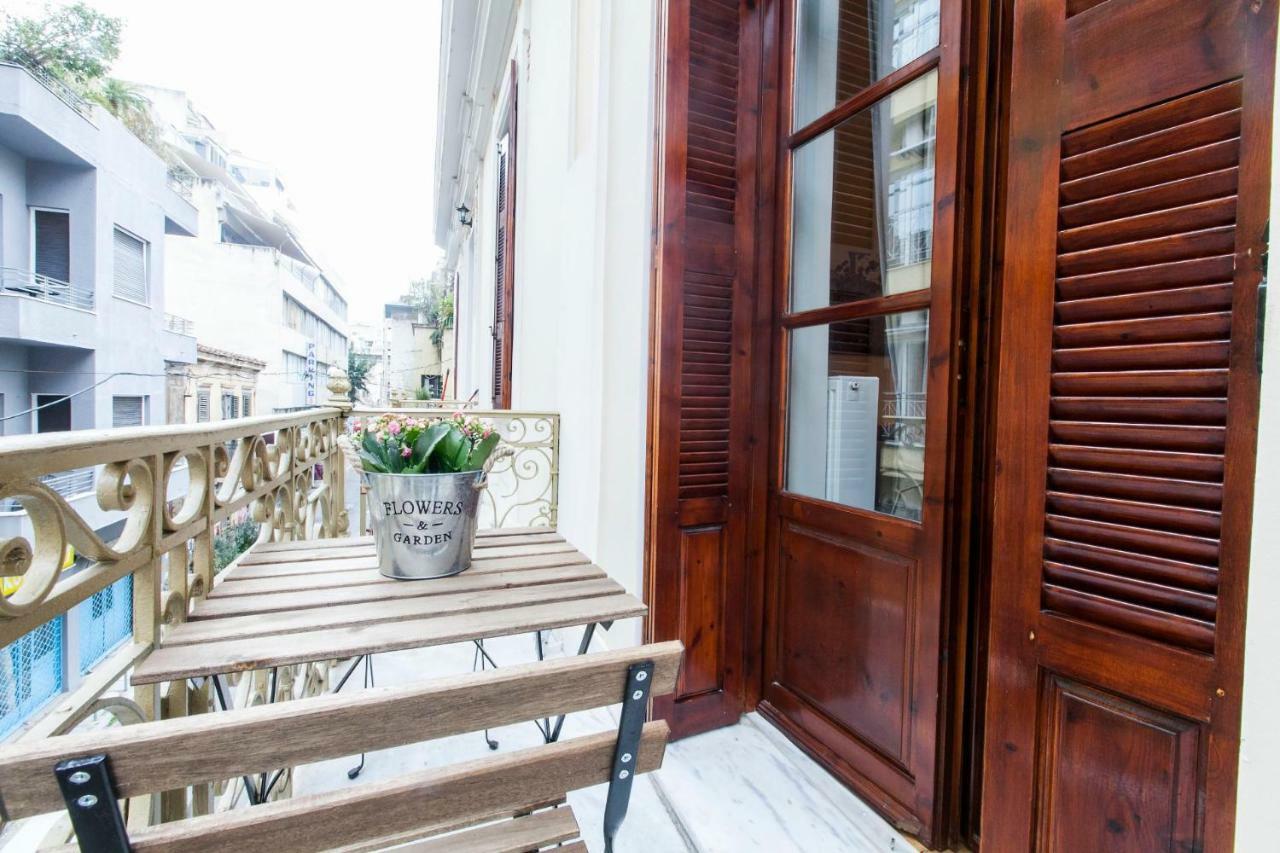 Central Apartment in Psiri  Атина Екстериор снимка